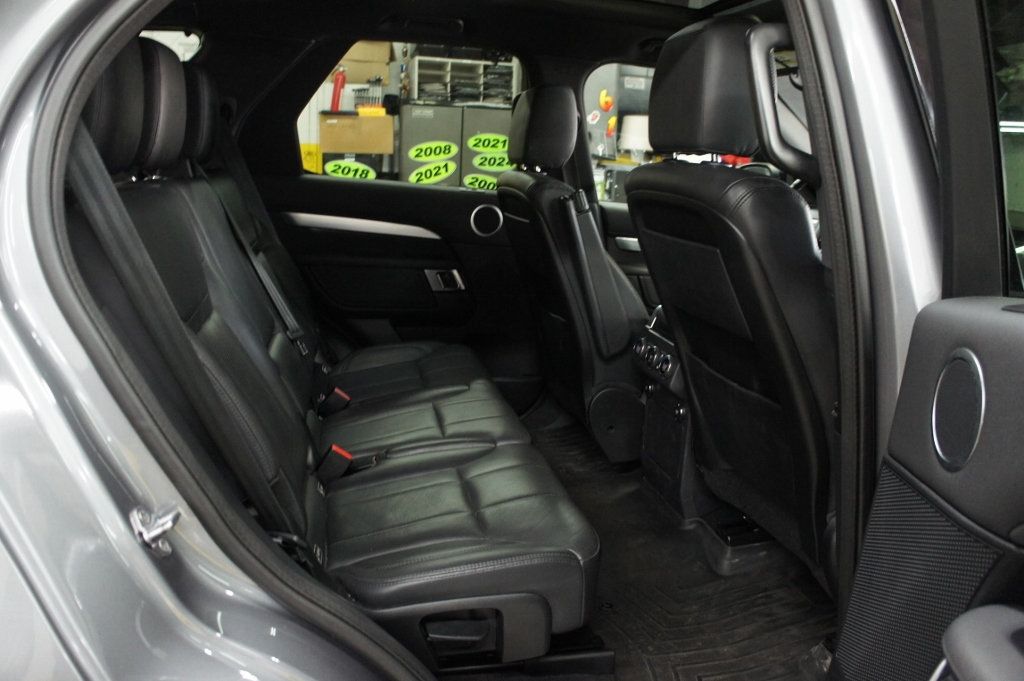 2020 Land Rover Discovery Landmark Edition! Stunning! - 23005385 - 49