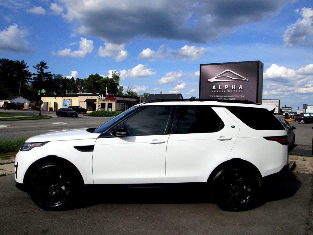 2020 Land Rover Discovery Landmark photo 11