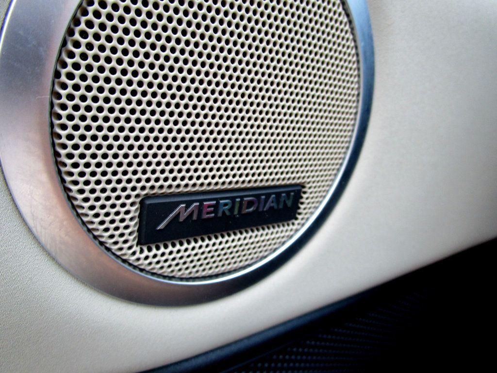 2020 Land Rover Discovery Landmark photo 28