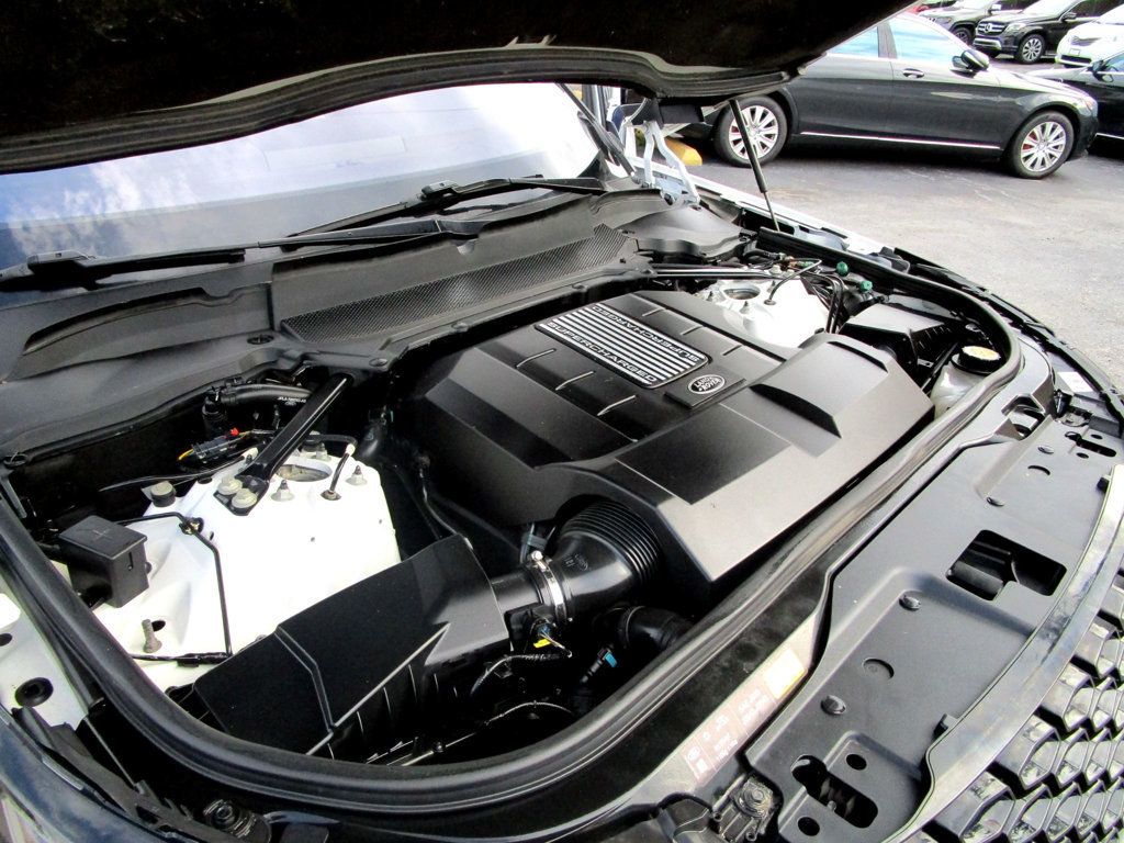 2020 Land Rover Discovery Landmark photo 37