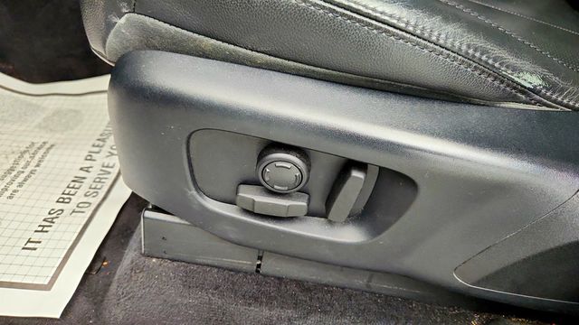 2020 Land Rover Discovery SE V6 Supercharged w/ 7 Seats, Drive Pkg & Cold Climate Pkg - 23017545 - 10