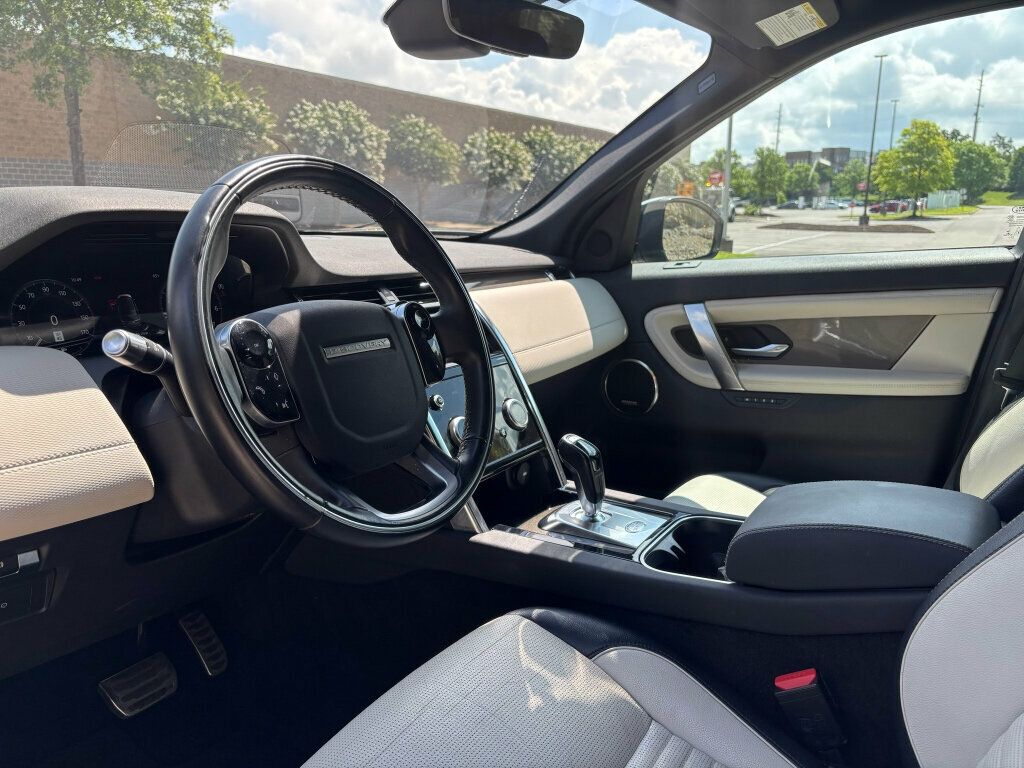 2020 Land Rover Discovery Sport SE R-Dynamic photo 3