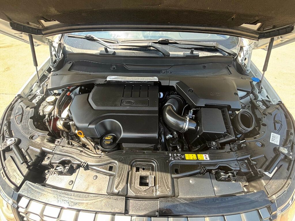 2020 Land Rover Discovery Sport SE R-Dynamic photo 23