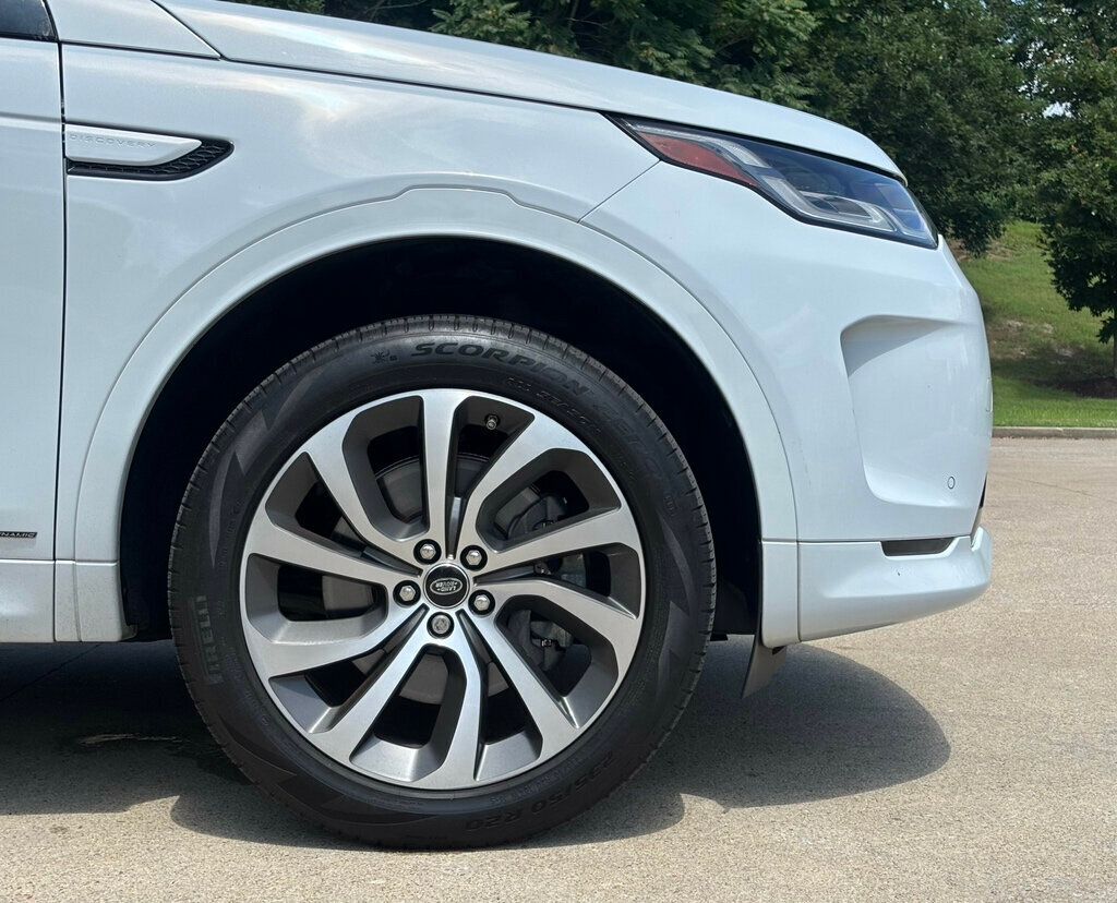 2020 Land Rover Discovery Sport SE R-Dynamic photo 25