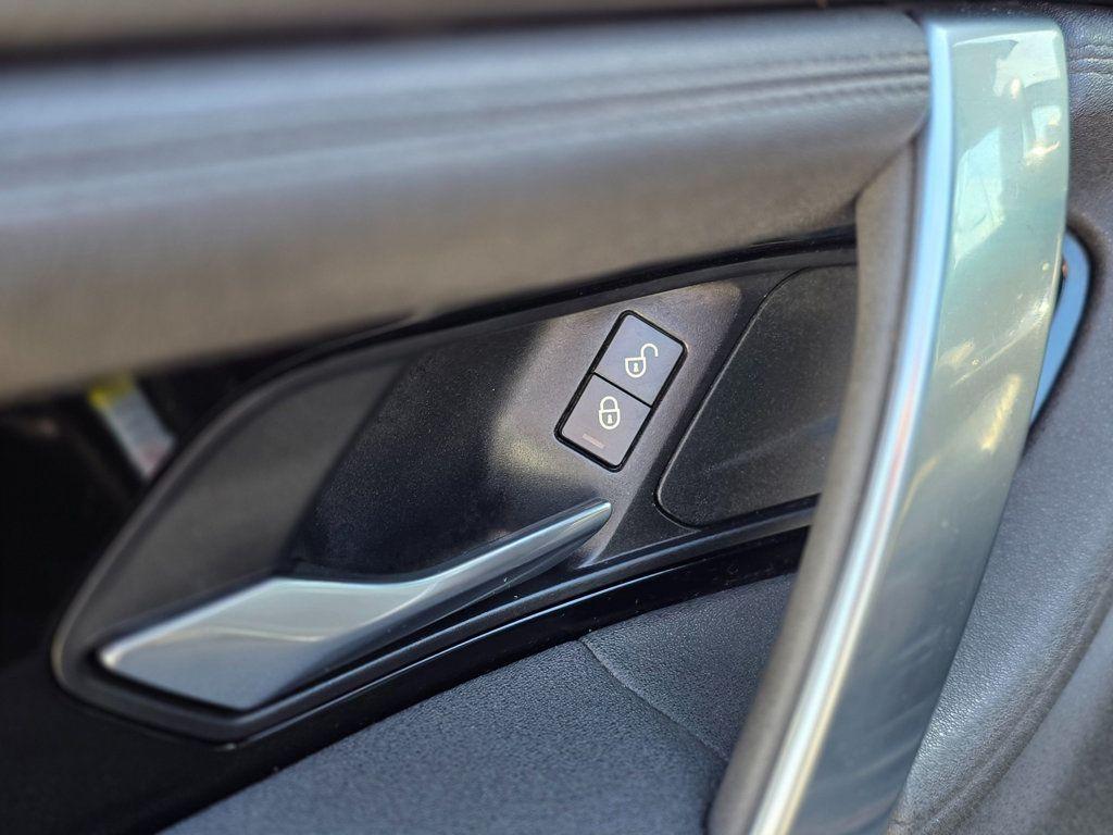 2020 Land Rover Discovery Sport S 4WD - 22981400 - 23