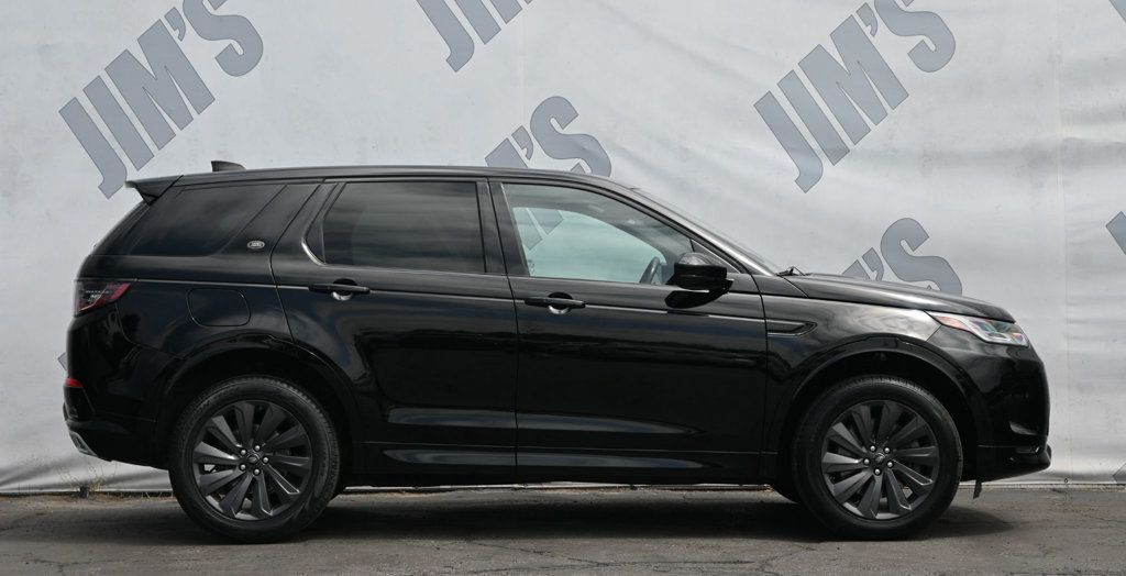 2020 Land Rover Discovery Sport SE R-Dynamic photo 4