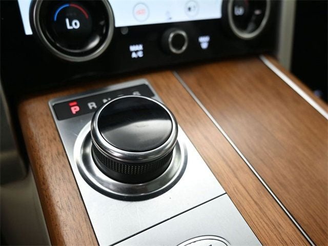 2020 Land Rover Range Rover Autobiography photo 14