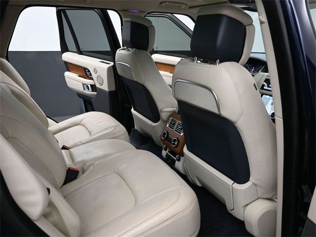 2020 Land Rover Range Rover Autobiography photo 22