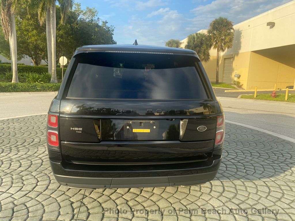 2020 Land Rover Range Rover HSE photo 10