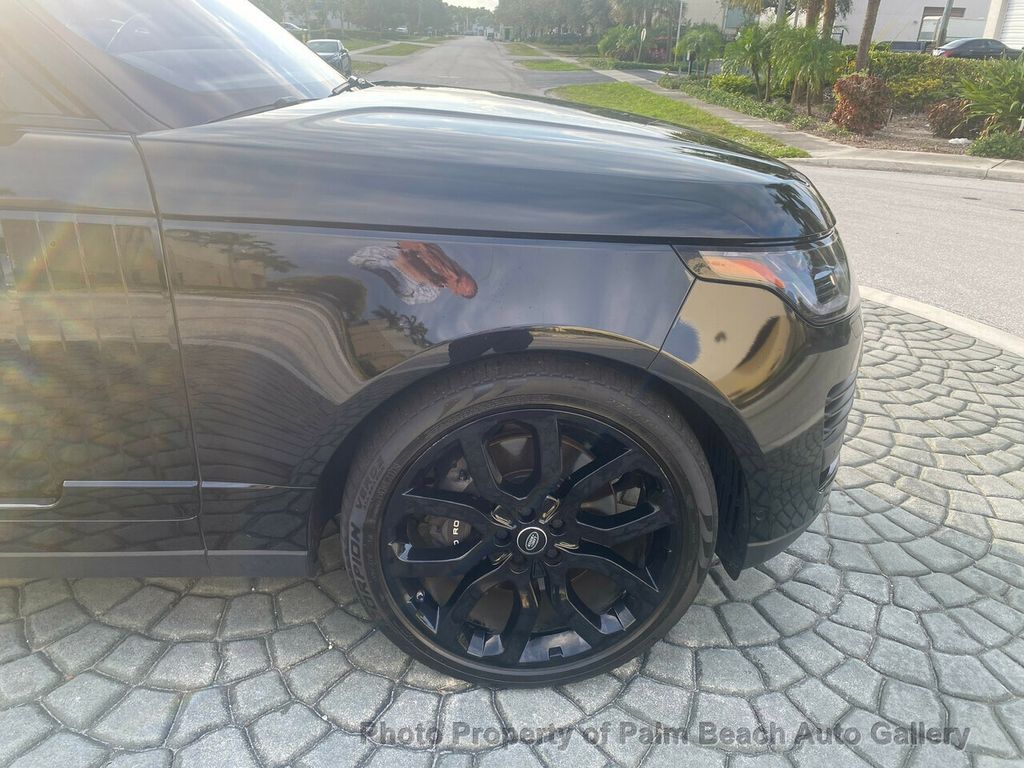 2020 Land Rover Range Rover HSE photo 2