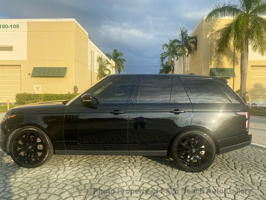 2020 Land Rover Range Rover HSE photo 3