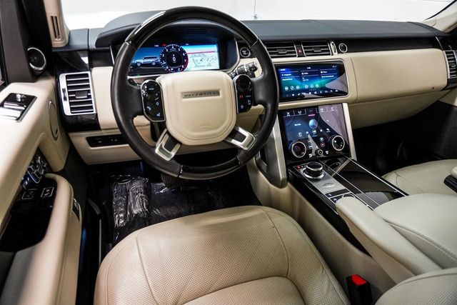 2020 Land Rover Range Rover HSE photo 25