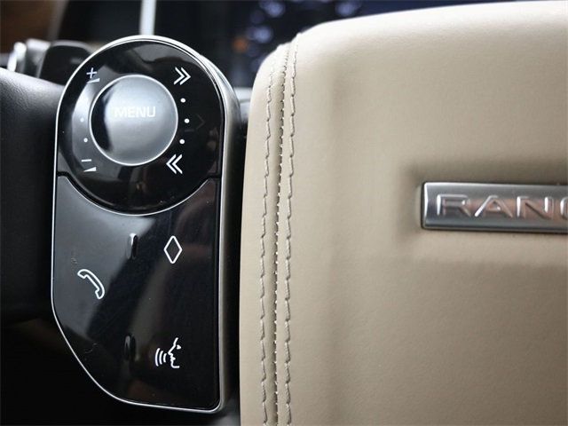 2020 Land Rover Range Rover HSE photo 23