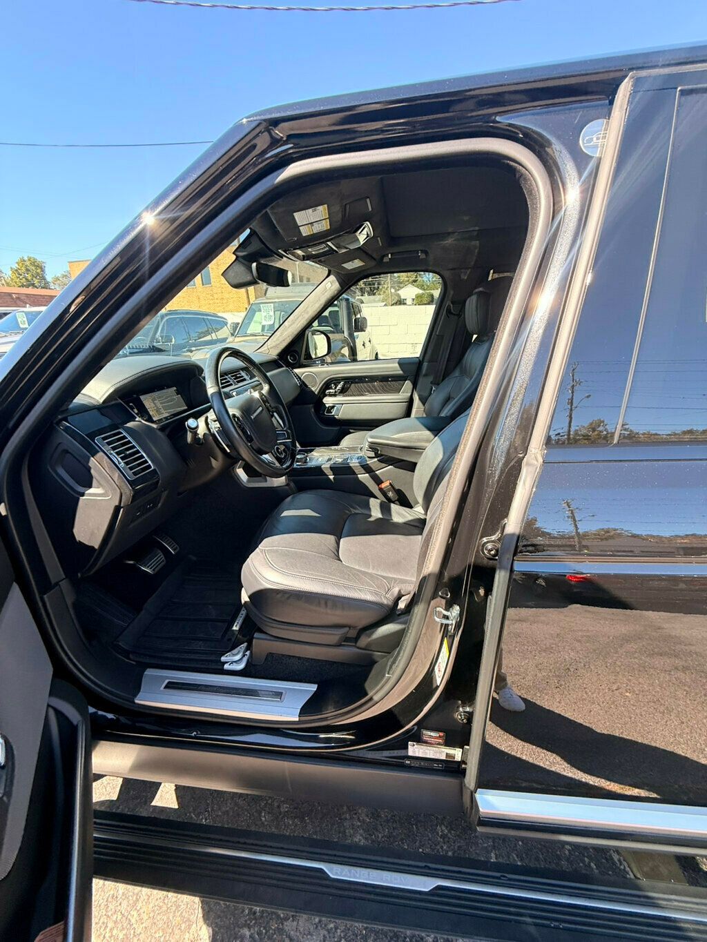 2020 Land Rover Range Rover LocalTrade/Autobiography/Heated&CooledSeats/RearEntertainment - 22930996 - 9