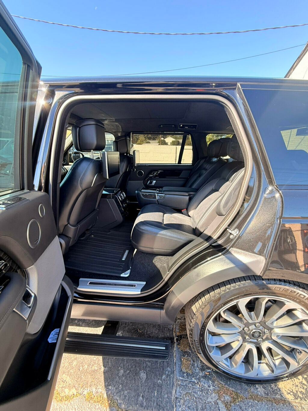 2020 Land Rover Range Rover LocalTrade/Autobiography/Heated&CooledSeats/RearEntertainment - 22930996 - 12