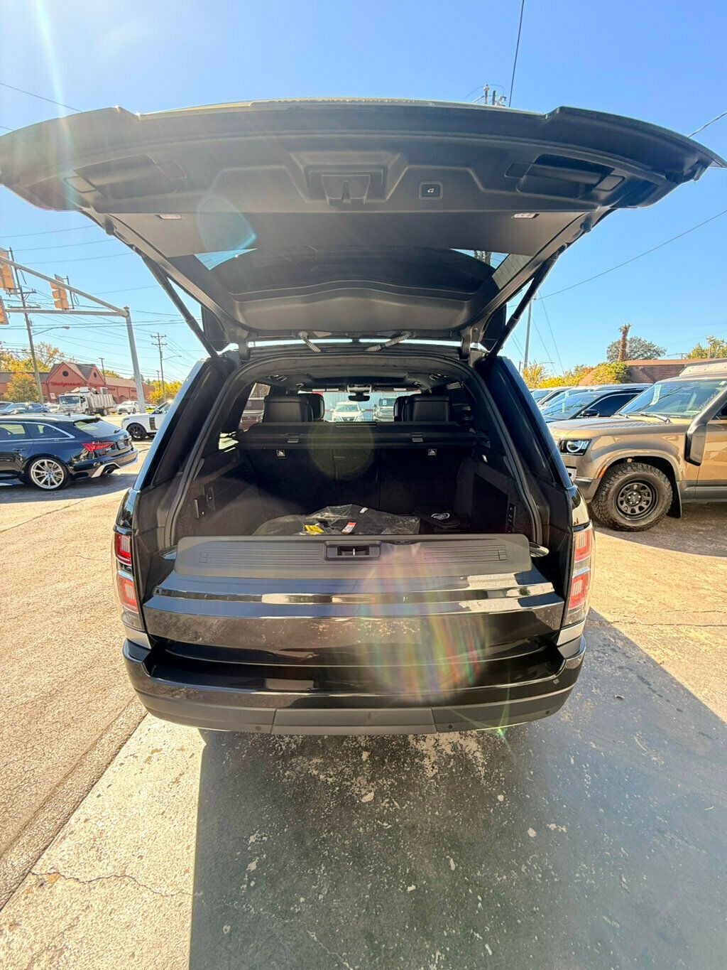 2020 Land Rover Range Rover LocalTrade/Autobiography/Heated&CooledSeats/RearEntertainment - 22930996 - 14