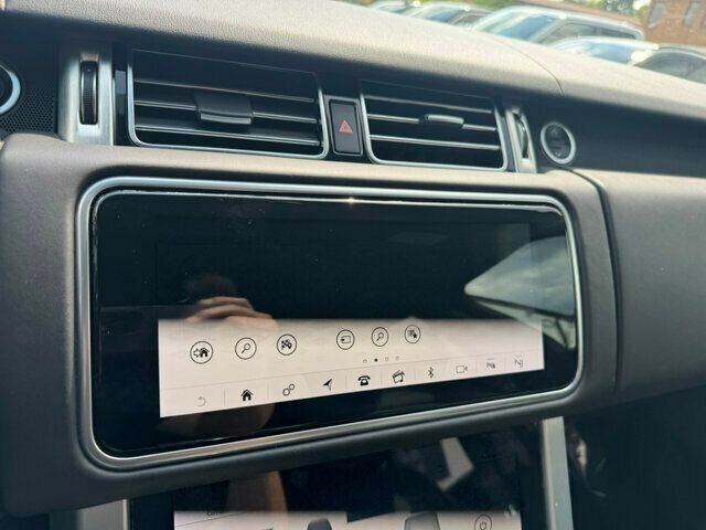2020 Land Rover Range Rover P525 HSE photo 25