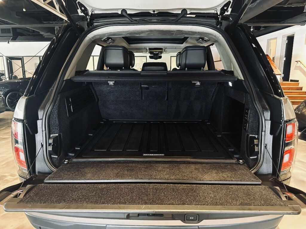 2020 Land Rover Range Rover MSRP$154,970Autobiography/ArgentoInteriorTrim/SVOUltra/CoolBox - 23060928 - 22