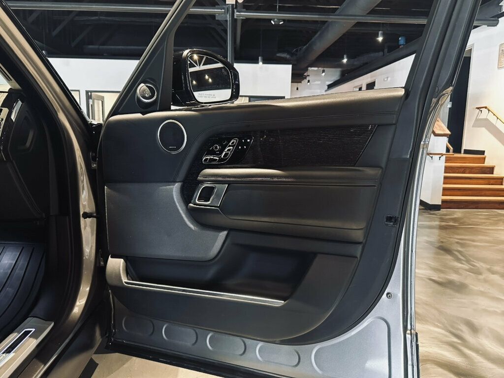 2020 Land Rover Range Rover MSRP$154,970Autobiography/ArgentoInteriorTrim/SVOUltra/CoolBox - 23060928 - 26