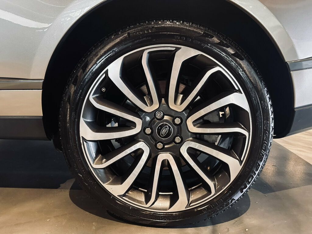 2020 Land Rover Range Rover MSRP$154,970Autobiography/ArgentoInteriorTrim/SVOUltra/CoolBox - 23060928 - 30