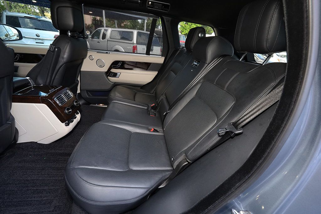 2020 Land Rover Range Rover Supercharged LWB photo 13