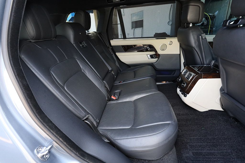 2020 Land Rover Range Rover Supercharged LWB photo 14