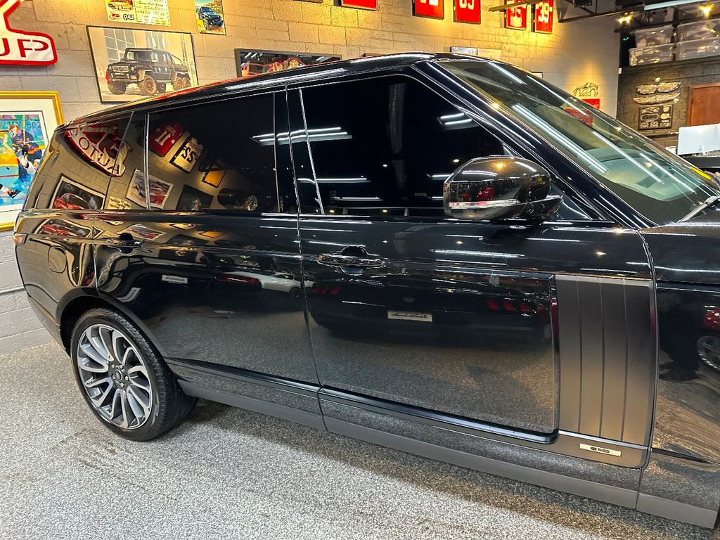 2020 Land Rover Range Rover Supercharged LWB photo 15