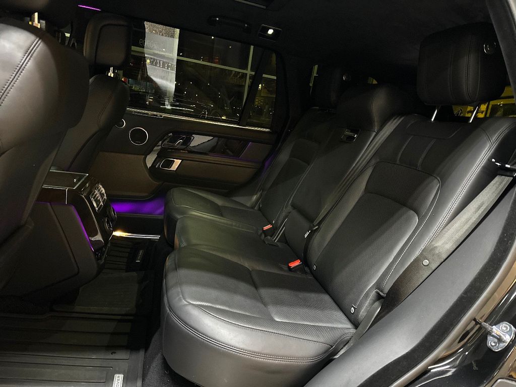 2020 Land Rover Range Rover Supercharged LWB photo 34