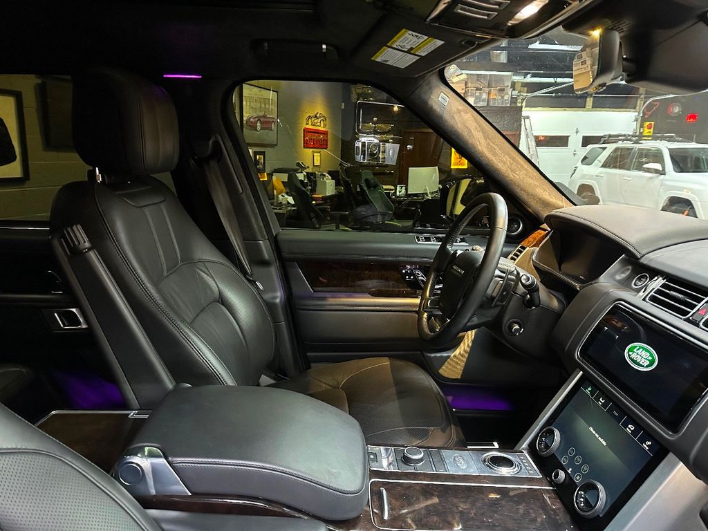 2020 Land Rover Range Rover Supercharged LWB photo 41