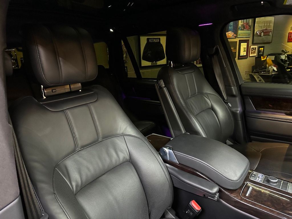 2020 Land Rover Range Rover Supercharged LWB photo 45