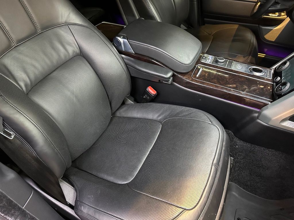 2020 Land Rover Range Rover Supercharged LWB photo 46