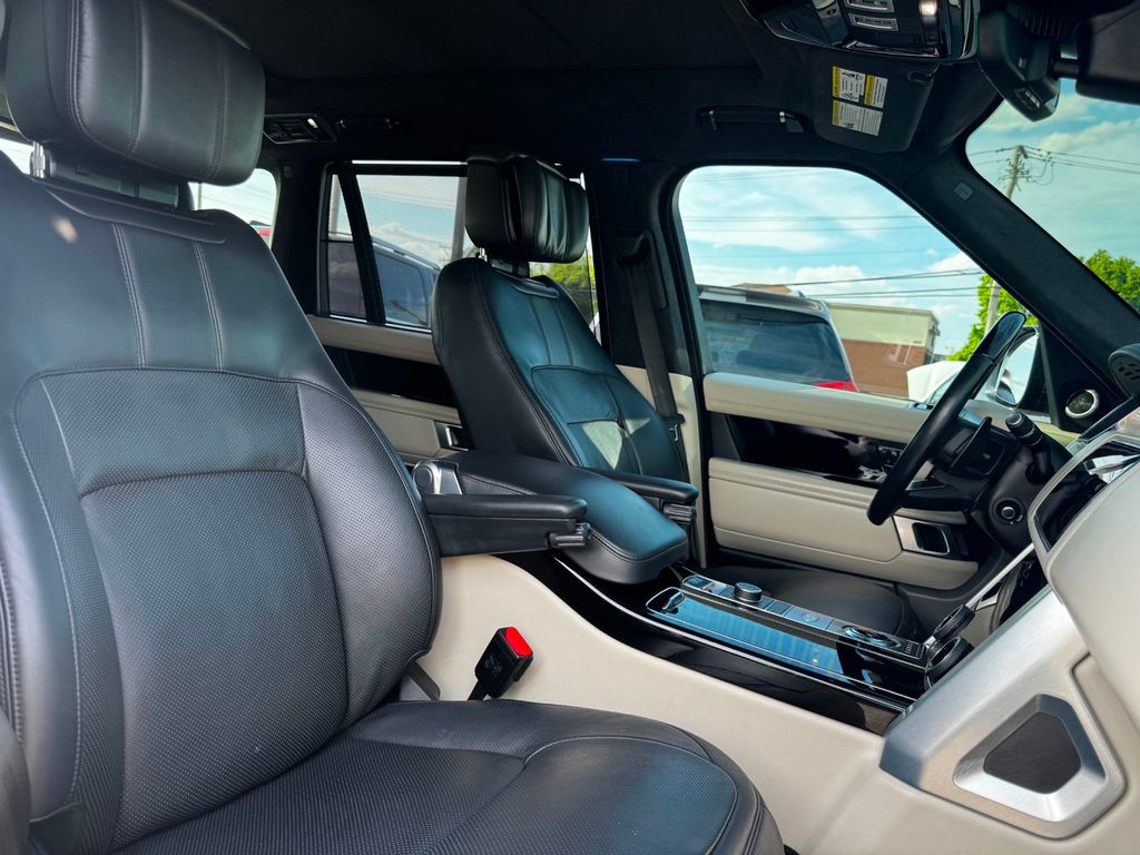 2020 Land Rover Range Rover Supercharged LWB - 23028674 - 33