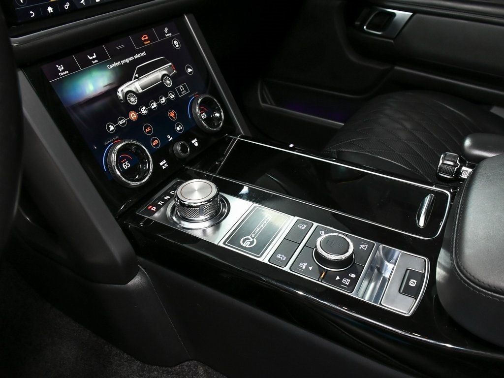 2020 Land Rover Range Rover SV Autobiography Dynamic photo 30