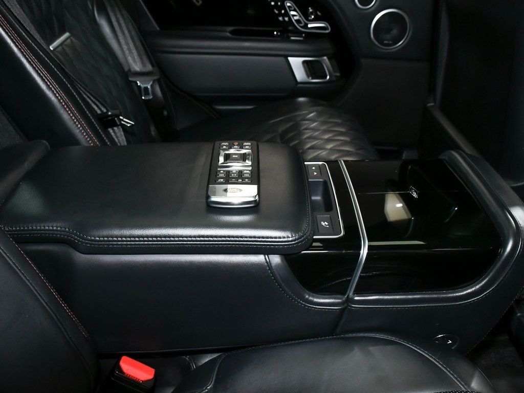 2020 Land Rover Range Rover SV Autobiography Dynamic photo 40