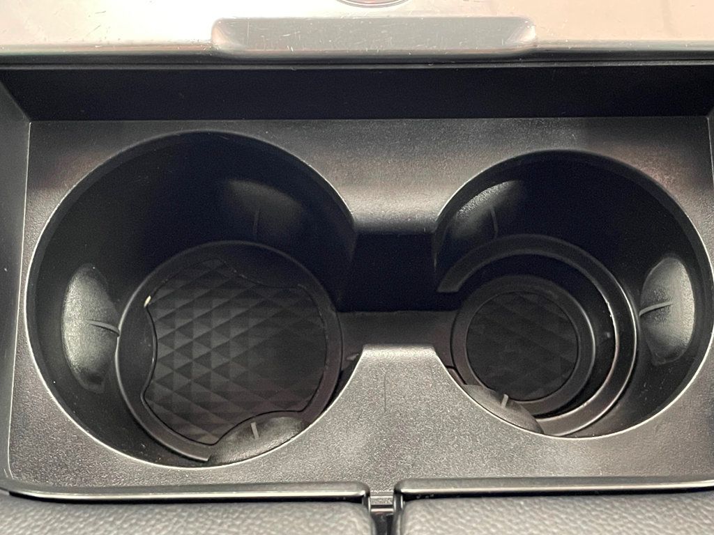 2020 Land Rover Range Rover Evoque P250 SE - 22957009 - 31