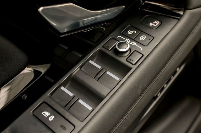 2020 Land Rover Range Rover Evoque P250 SE - 23019241 - 32