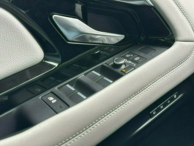 2020 Land Rover Range Rover Evoque P250 SE - 23060480 - 28