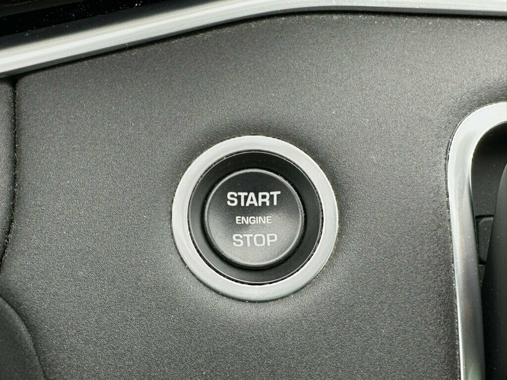 2020 Land Rover Range Rover Evoque P250 SE - 23066982 - 24
