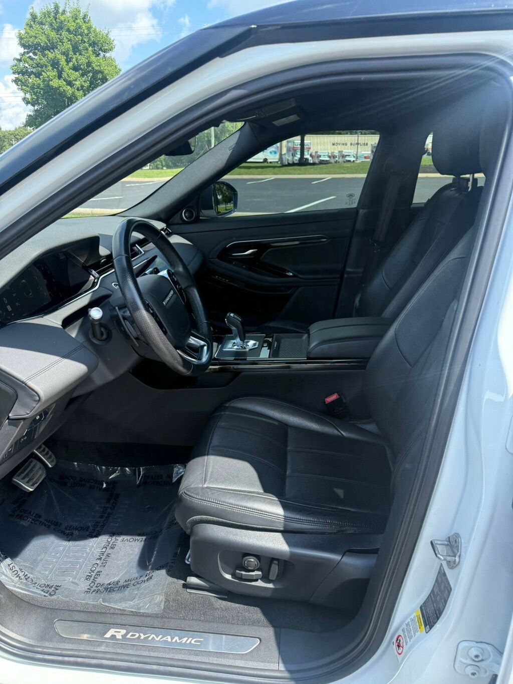 2020 Land Rover Range Rover Evoque R-Dynamic SE photo 8