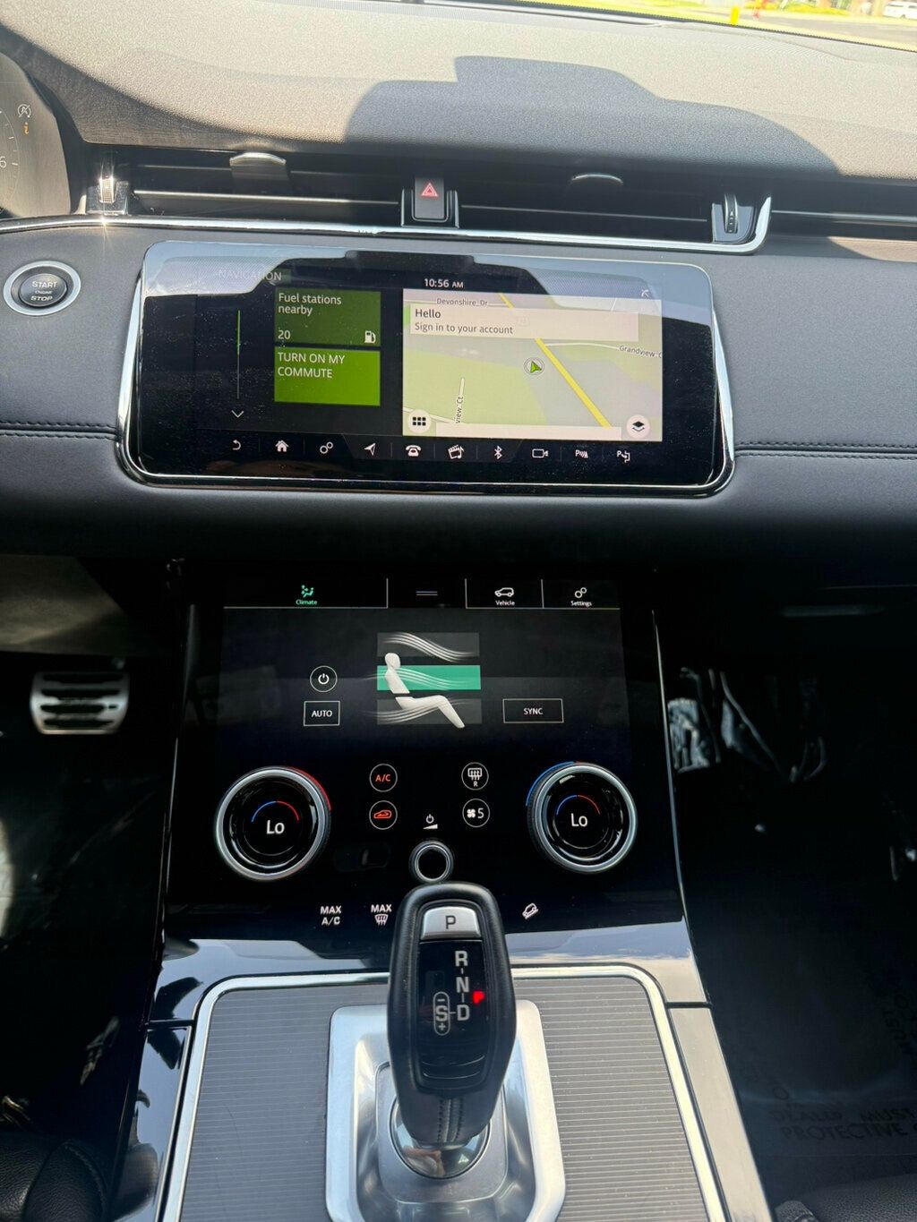 2020 Land Rover Range Rover Evoque R-Dynamic SE photo 18