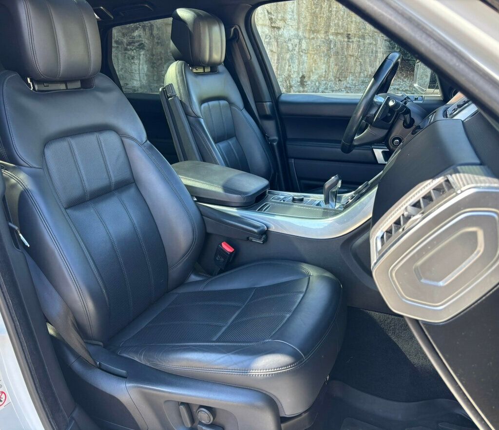2020 Land Rover Range Rover Sport P525 HSE Dynamic photo 4