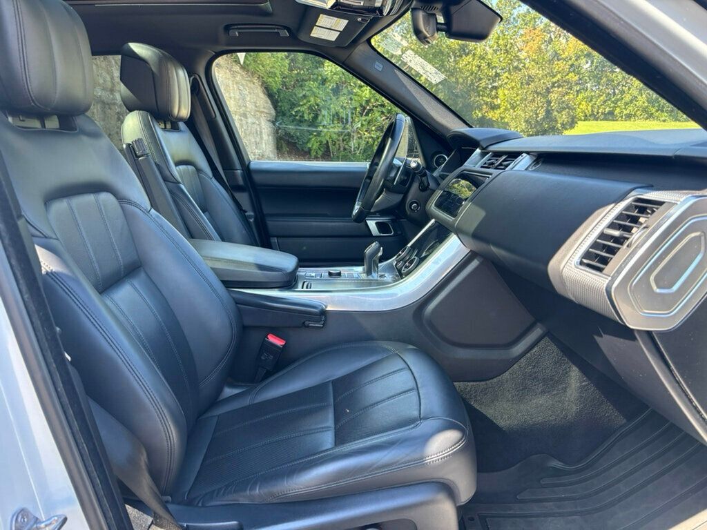 2020 Land Rover Range Rover Sport P525 HSE Dynamic photo 6
