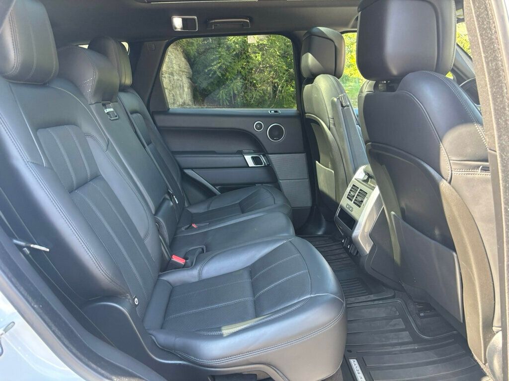 2020 Land Rover Range Rover Sport P525 HSE Dynamic photo 12