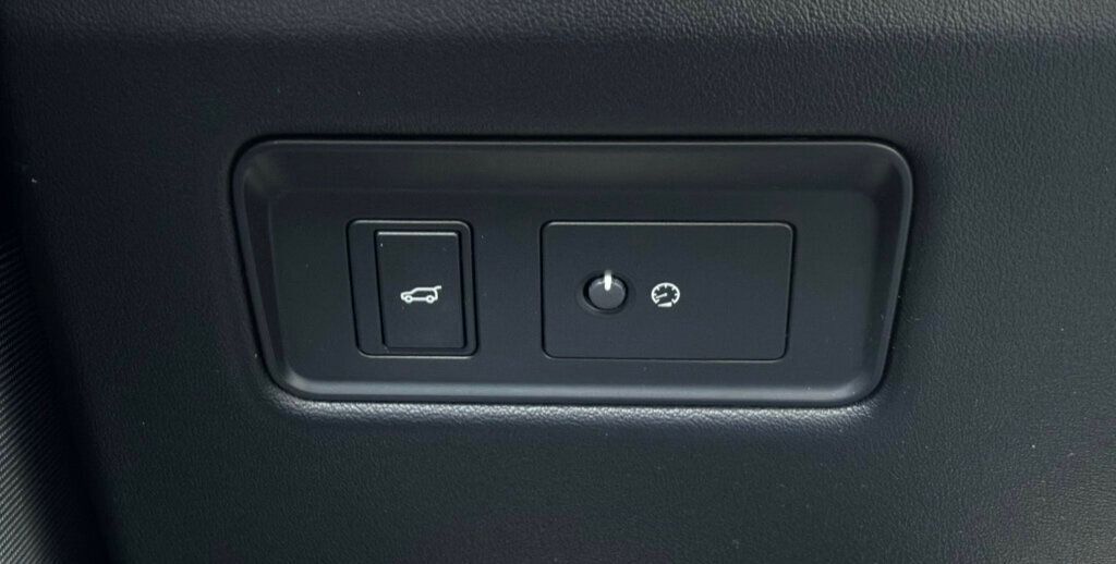 2020 Land Rover Range Rover Sport P525 HSE Dynamic photo 18