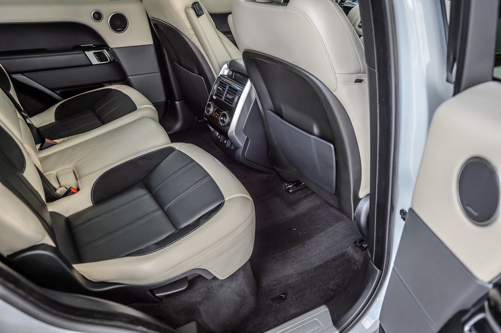 2020 Land Rover Range Rover Sport RANGE ROVER HST - WHITE ON BLACK AND WHITE LEATHER - GORGEOUS - 23021157 - 46