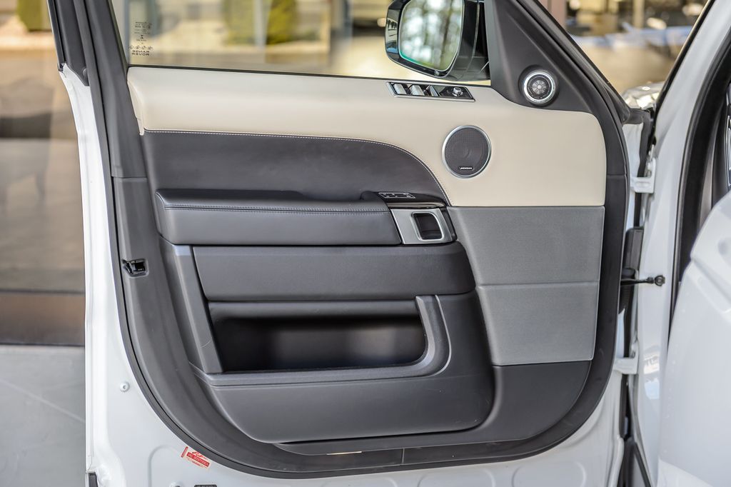 2020 Land Rover Range Rover Sport RANGE ROVER HST - WHITE ON BLACK AND WHITE LEATHER - GORGEOUS - 23021157 - 51