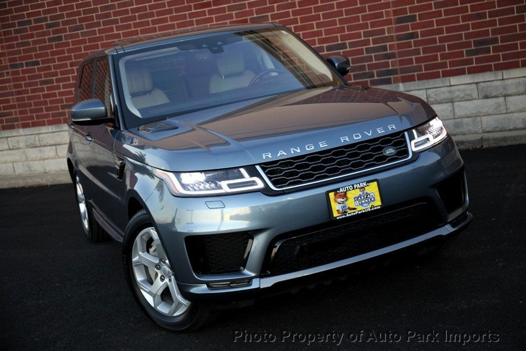 2020 Land Rover Range Rover Sport HSE photo 10