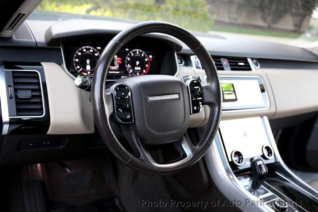 2020 Land Rover Range Rover Sport HSE photo 22