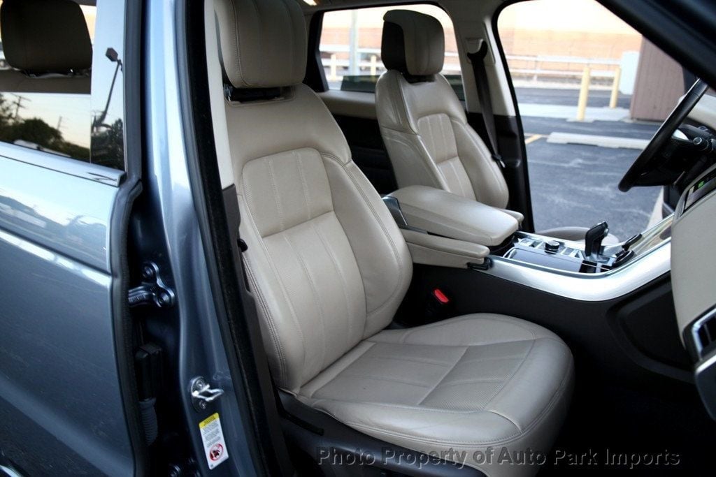 2020 Land Rover Range Rover Sport HSE photo 30
