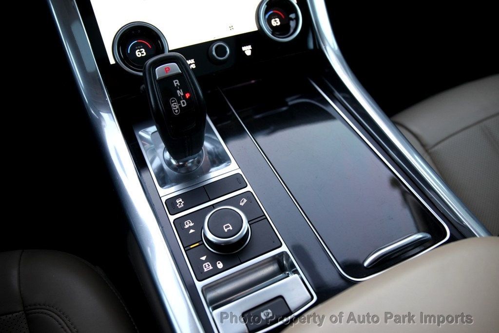 2020 Land Rover Range Rover Sport HSE photo 42